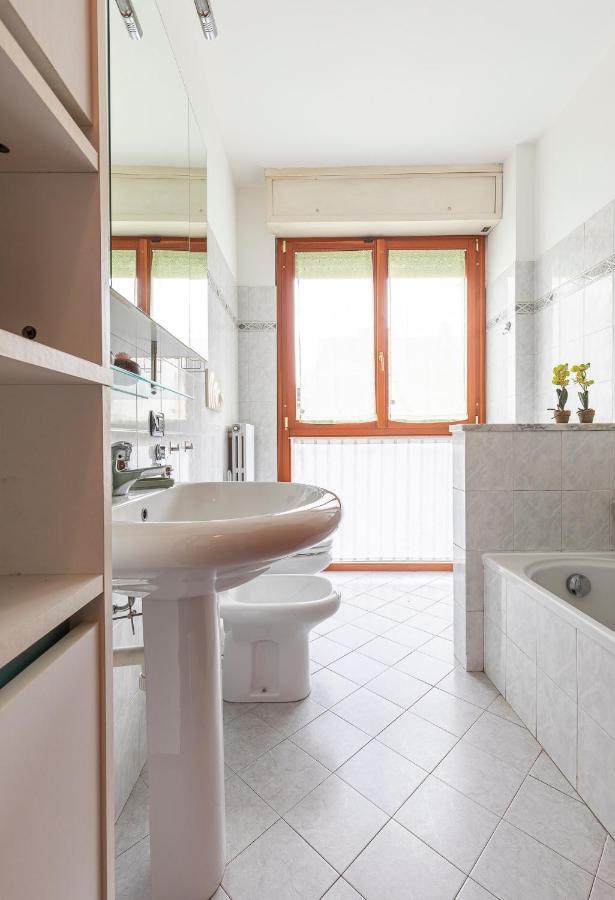 Casty Sweet Home - Parcheggio Privato Gratuito Milan Extérieur photo